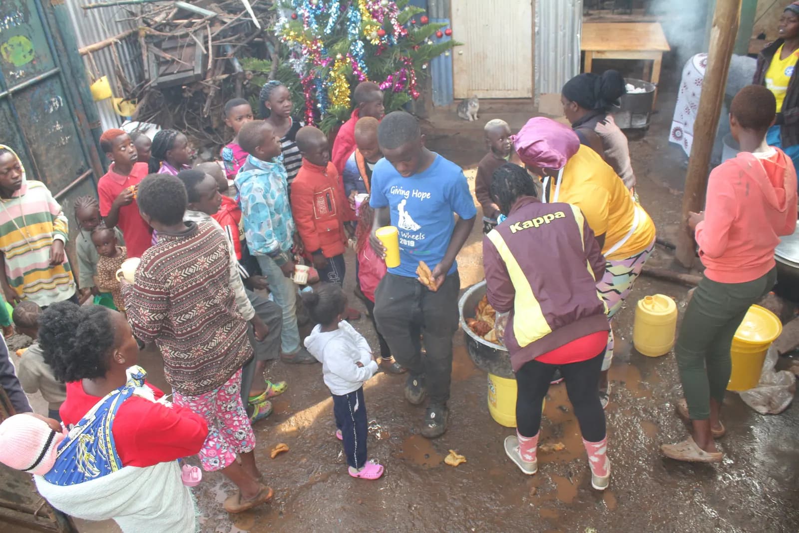 Volunteers helping families